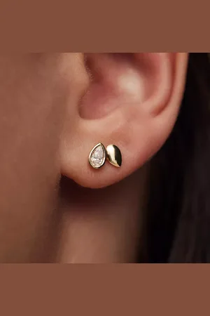 BELORO Bijouterie, Monte Napoleone Natalia 9 karat ear studs with zir en
