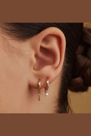 Isabel Bernard Bijouterie, Monceau Josephine 14 karat hoop earrings with rod en