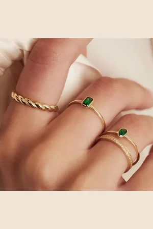 Isabel Bernard Bijouterie, Baguette Olivia 585 Gold Ring en