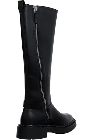 Ash Bottes & Bottines, Madman en