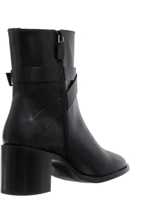 Stuart Weitzman Bottes & Bottines, Esme Belted Zip Bootie en