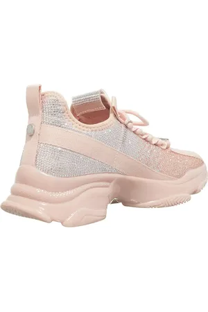 Steve Madden Sneakers, Mysteria en