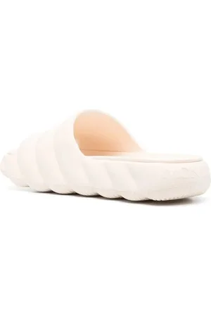 Moncler Mules & Slides, lilo slides shoes divers en