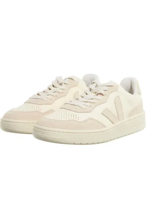 Veja Sneakers, V-90 en