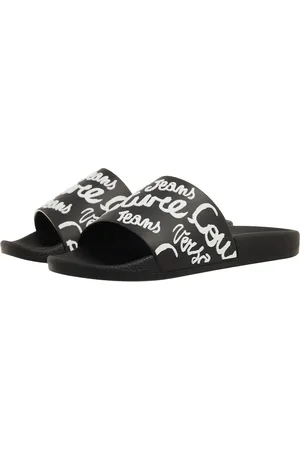 VERSACE Mules & Slides, Fondo Shelly Dis. Sq1 en
