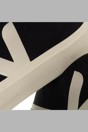 Veja Sneakers, Wata II Low en