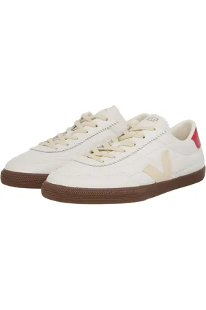 Veja Sneakers, Panenka en
