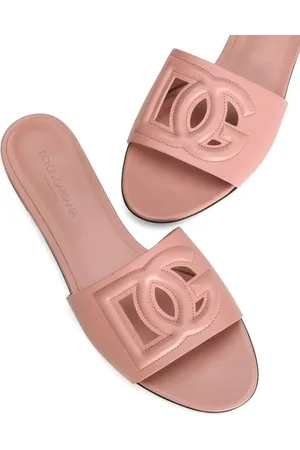Dolce & Gabbana Sandales, Pastel Pink Leather Slipper With Embossed Logo en