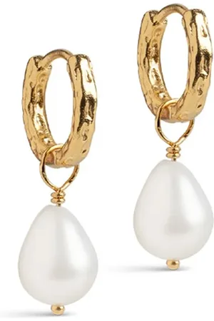 Enamel Bijouterie, Significant Ohrringe en