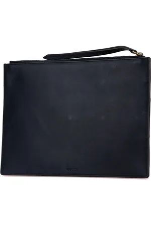 Gucci Petits sacs à main, 2000-2015 Leather Animalier Zip Pouch en
