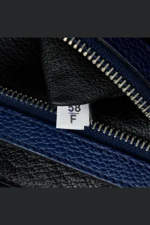 Prada Petits sacs à main, 2010-present Vitello Daino Clutch Bag en