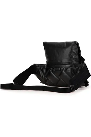 Bottega Veneta Sacs bandoulière, 2012-2024 Perforated Leather Belt Bag en