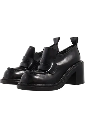 Moschino Sandales, Olivia en