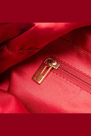 Fendi Sacs bandoulière, 2010-2024 Shimmer Leather Mamma Forever Shoulder B en