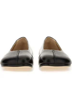 Maison Margiela Leather Ballerina en