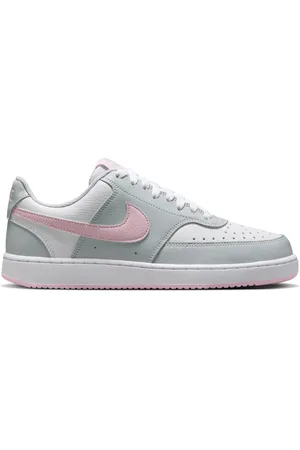 Nike Baskets femme Court Vision low