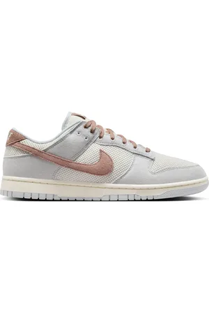 Nike Baskets Dunk Low Retro SE