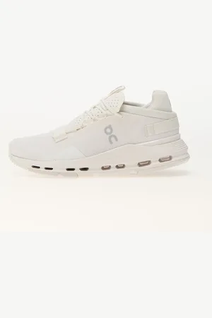 On Running Baskets W Cloudnova 2 EUR 42