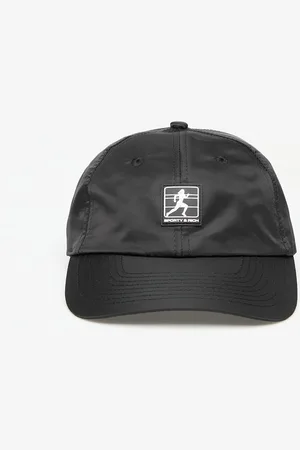 Sporty & Rich Running Woman Nylon Hat / White Universal