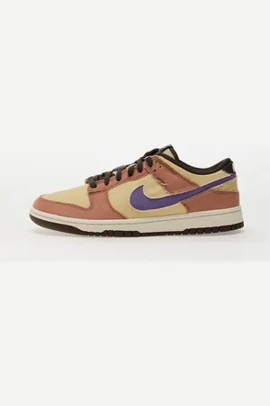 Nike Baskets Dunk Low Retro Se / Dusty Amethyst-Team Gold EUR 44