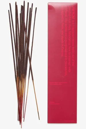 UNIFROM Love Edition – Incense 15 Pcs Universal