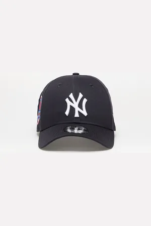 New Era New York Yankees 9FORTY Side Patch Adjustable Cap Universal