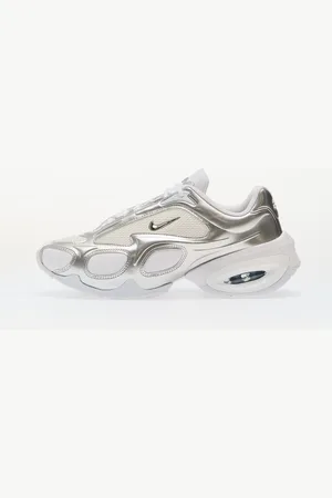 Nike Baskets W Air Max Muse / Metallic Silver-Pure Platinum EUR 42