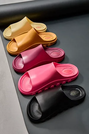 FP Movement Slides Halftime en , pour femme taille: XL chez Free People