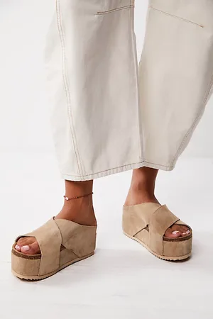 Intentionally blank Limelight Flatform Sandals par en , pour femme taille: EU 40 chez Free People