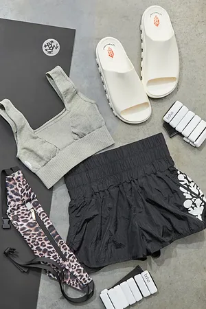 FP Movement Slides Halftime en , pour femme chez Free People