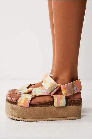 Intentionally blank Rule Breaker Remix Flatforms Sandals par en , pour femme taille: EU 37 chez Free People