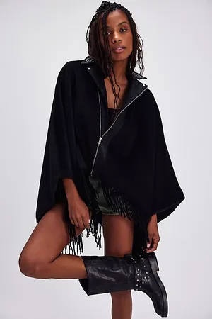 Understated Leather Poncho en cuir discret par en , pour femme chez Free People