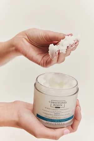 Christophe Robin Gommage Purifiant Nettoyant en Un, pour femme chez Free People