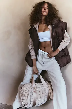 FP Movement Dans un Gilet inhalateur Bubble par en , pour femme chez Free People