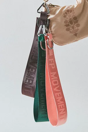 FP Movement There It Is Keychain par en , pour femme chez Free People