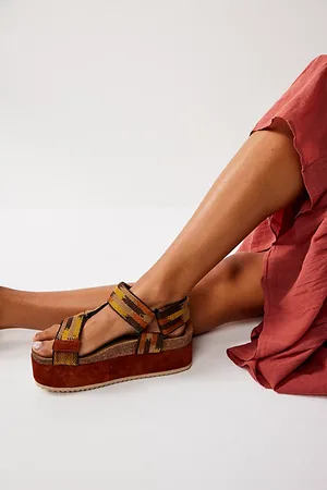 Intentionally blank Rule Breaker Remix Flatforms Sandals par en , pour femme taille: EU 37 chez Free People