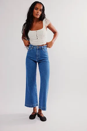 Rollas Sailor Scoop Jeans en , pour femme taille: 26 chez Free People
