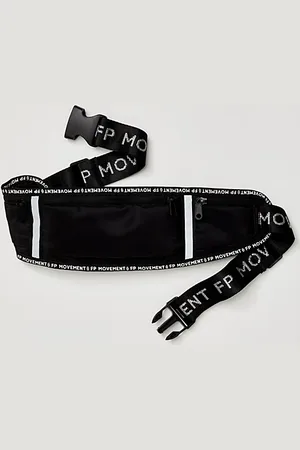 FP Movement 3 Pocket Runner Sling par en , pour femme chez Free People