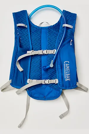 CamelBak Dart Pack Hydration Vest en , pour femme chez Free People