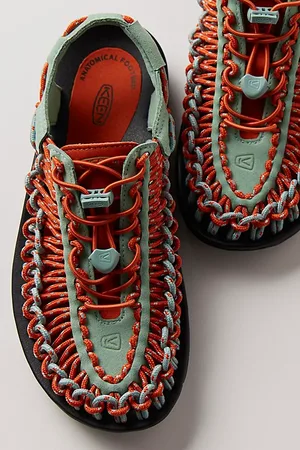 Keen Baskets Tissées Uneek en , pour femme taille: US 8 chez Free People