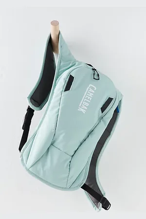 CamelBak Zoid Hydration Mountain Pack 2L en , pour femme chez Free People
