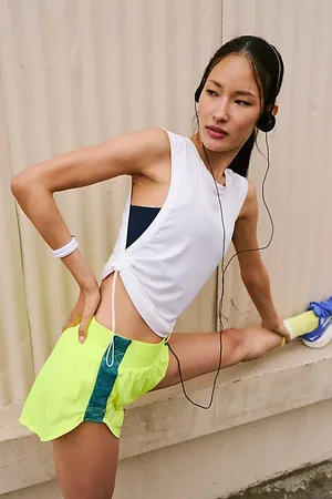 FP Movement Débardeur Tempo Sport Mode par en , pour femme chez Free People