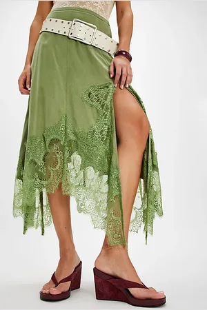 Jeffrey Campbell Tongs Compensées Rylee par en , pour femme taille: US 6 chez Free People