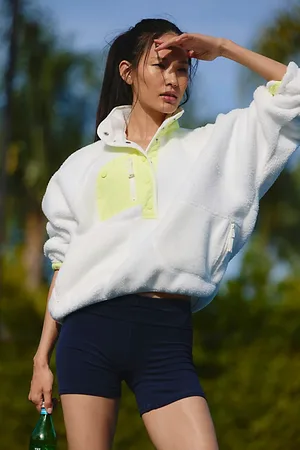 FP Movement Pull Colorblock Hit The Slopes par en , pour femme chez Free People