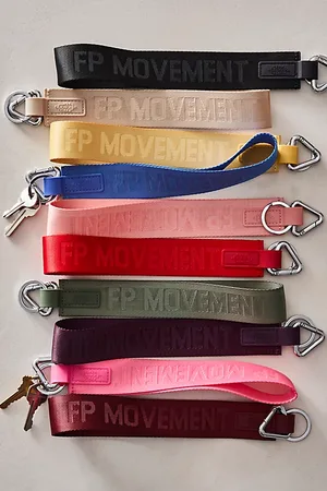 FP Movement There It Is Keychain par en , pour femme chez Free People