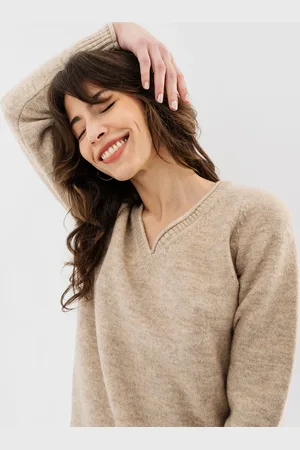 Gémo Pull col V avec finitions roulottées femme