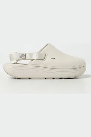 SUICOKE Chaussures Basses Femme couleur