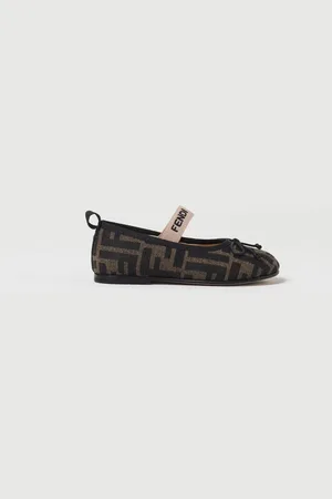 Fendi Chaussures Enfant couleur