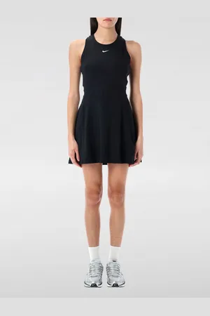 Nike Robes Femme couleur