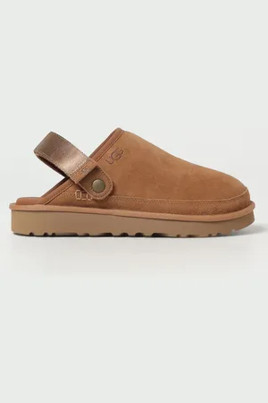 UGG Chaussures Homme couleur